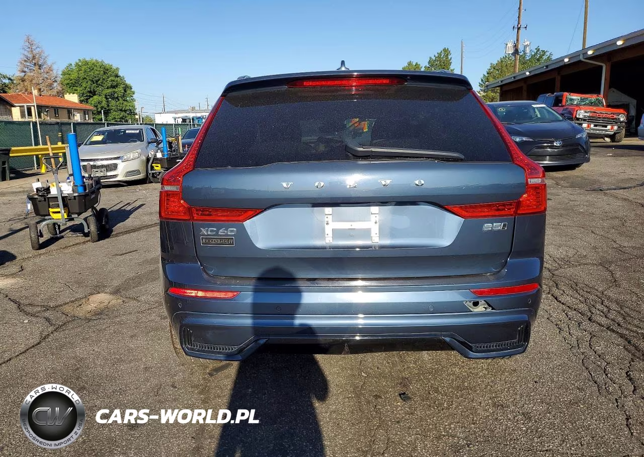 2022 Volvo Xc60 B5 R-Design VIN:YV4L12RM1N1906071 - 6