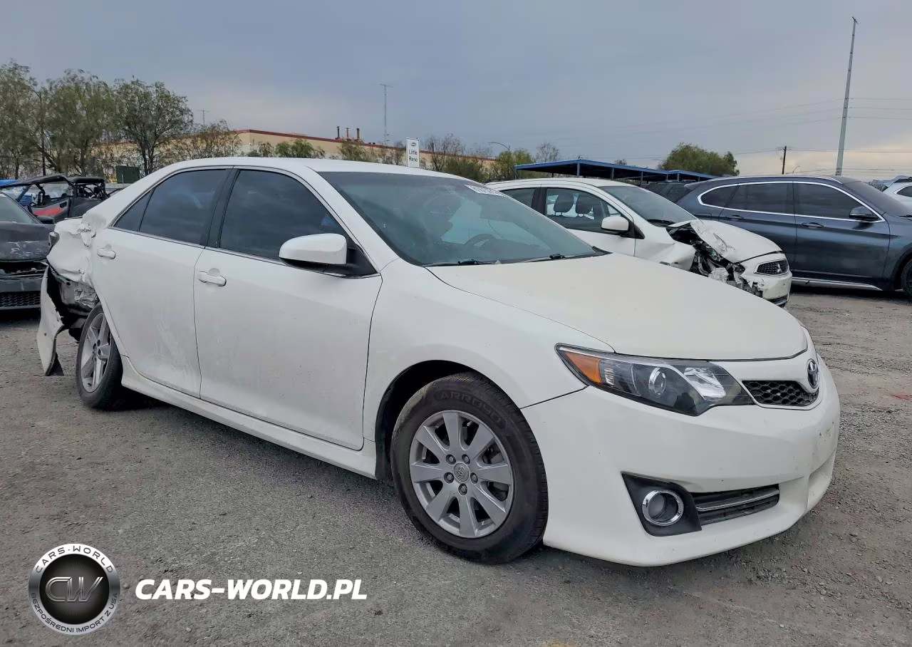 2013 Toyota Camry Se VIN:4T1BF1FK6DU717809 - 4