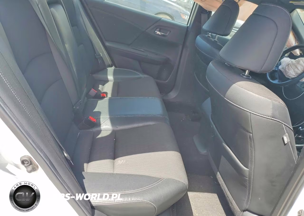 2016 Honda Accord Sport VIN:1HGCR2F55GA179126 - 10