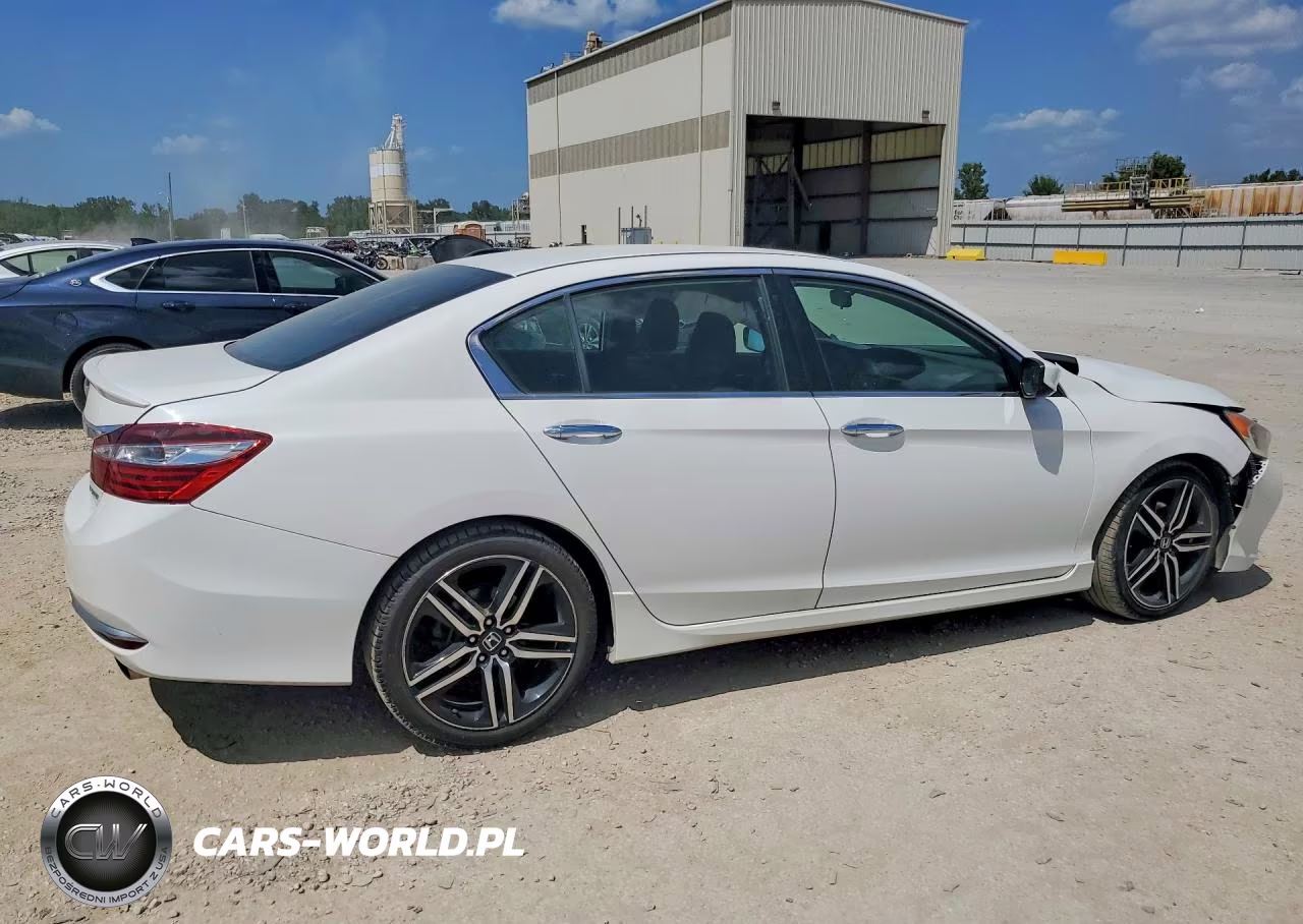 2016 Honda Accord Sport VIN:1HGCR2F55GA179126 - 3
