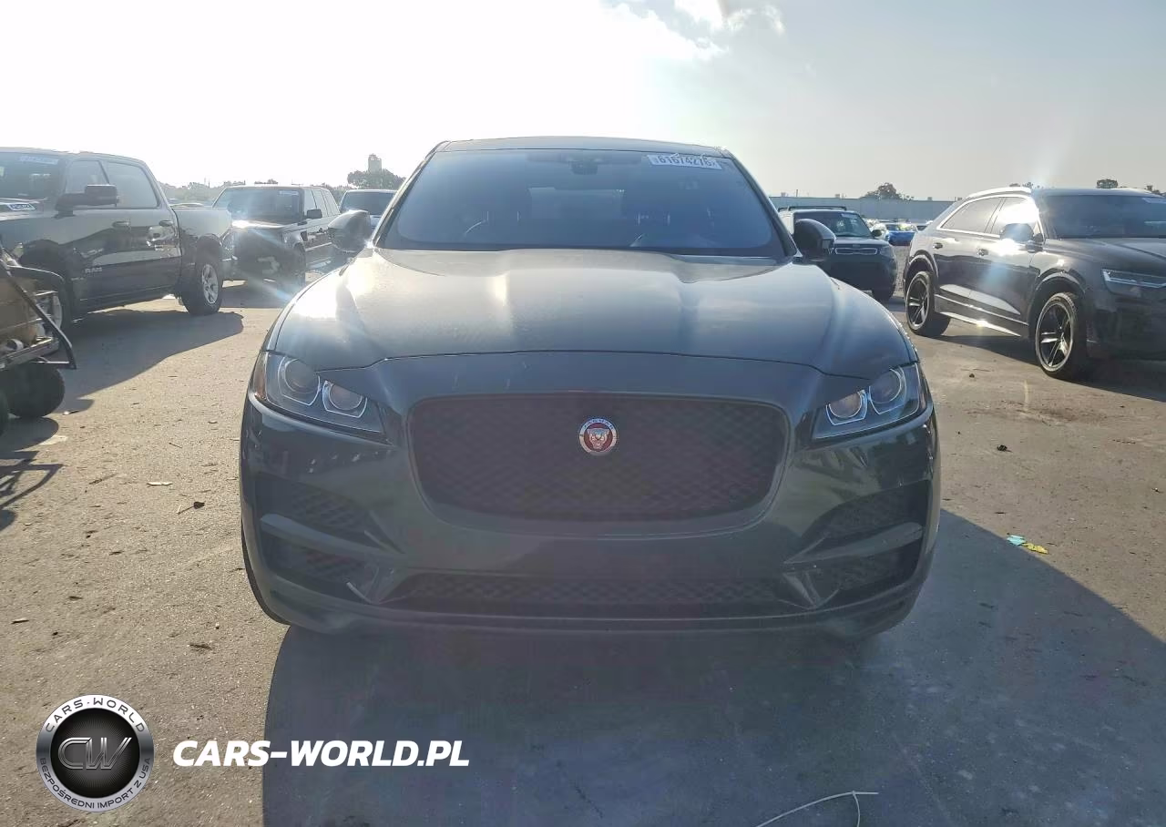 2017 Jaguar F-Pace Premium VIN:SADCJ2BN5HA085409 - 5