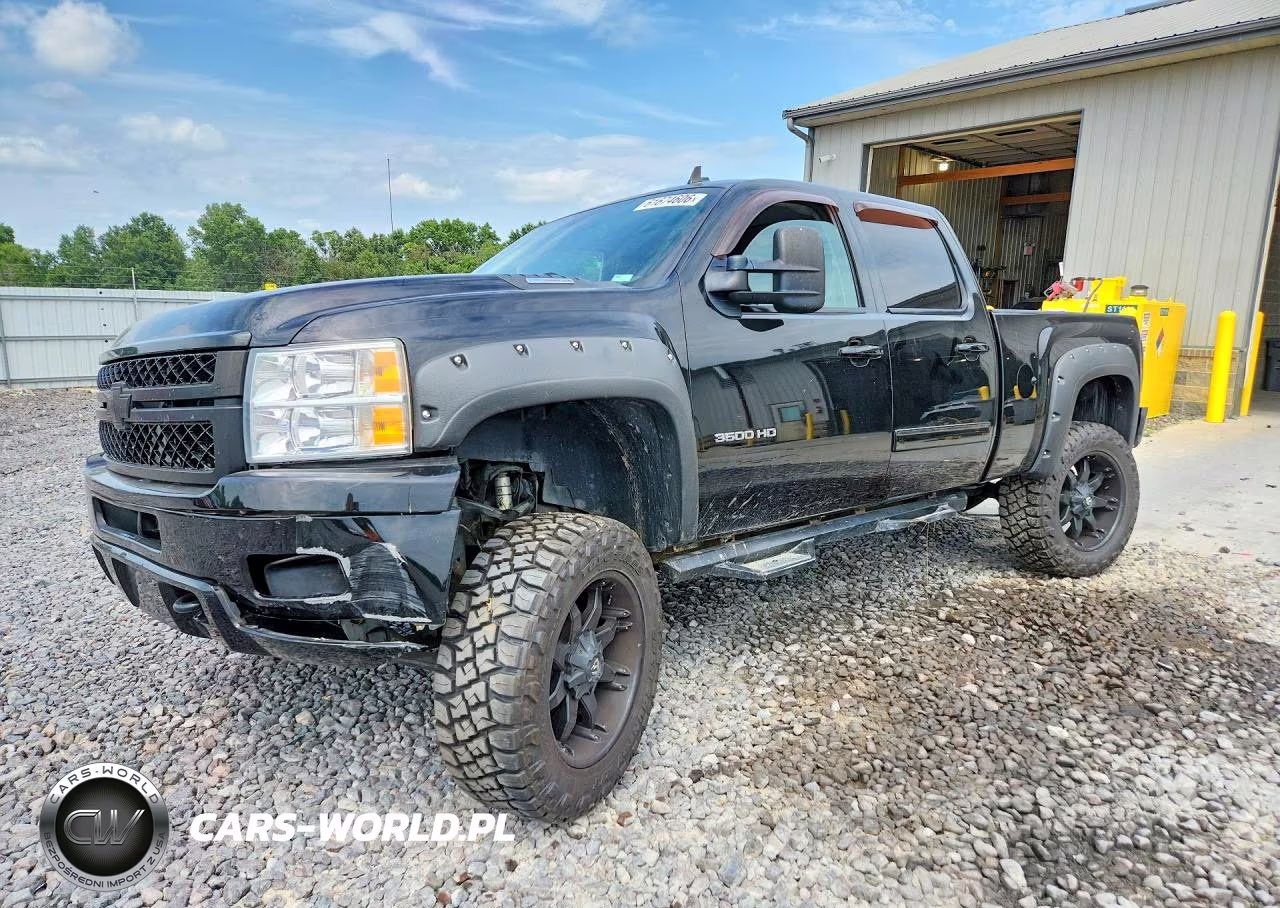 2014 Chevrolet Silverado K3500 Ltz – zdjęcie 1 z 12