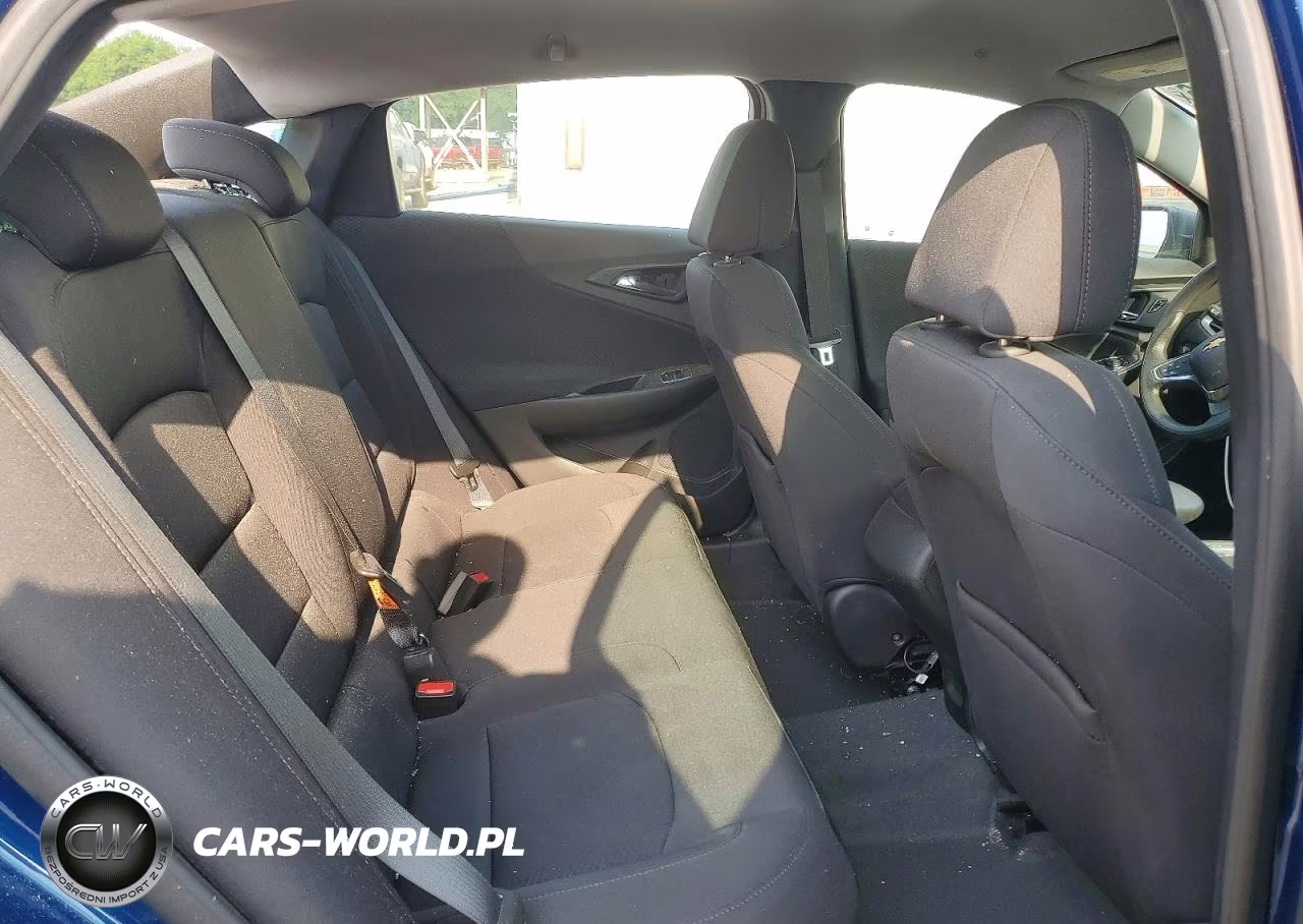 2019 Chevrolet Malibu Ls VIN:1G1ZB5ST5KF210835 - 10