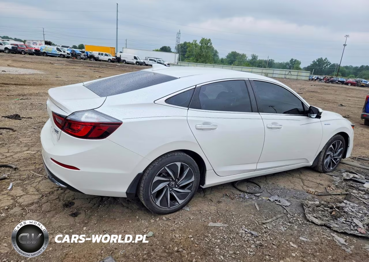 2019 Honda Insight Touring VIN:19XZE4F95KE029557 - 3