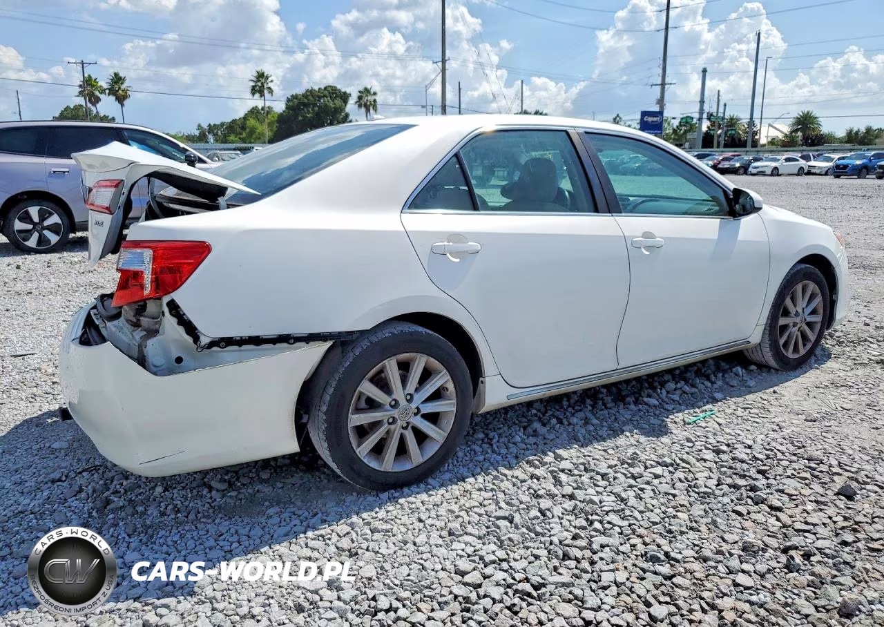 2012 Toyota Camry Xle VIN:4T4BF1FK8CR216439 - 3
