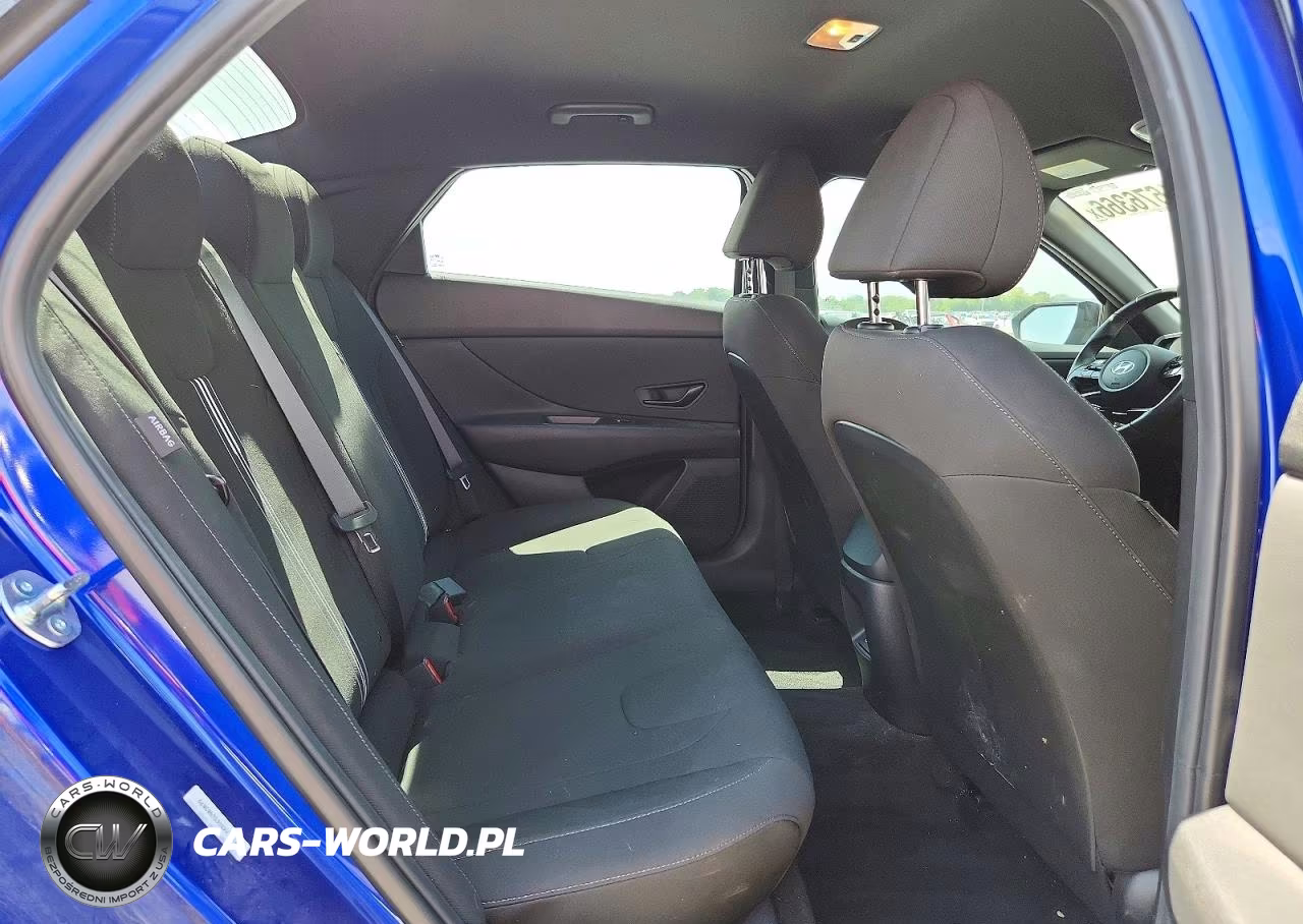 2025 Hyundai Elantra Sel Sport VIN:KMHLM4DG6SU903079 - 10