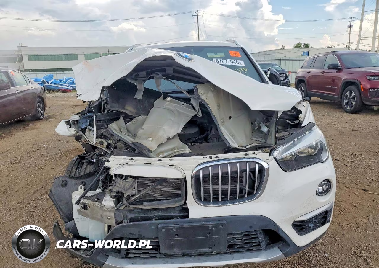 2018 BMW X1 xDrive28I VIN:WBXHT3C30J5L28009 - 5