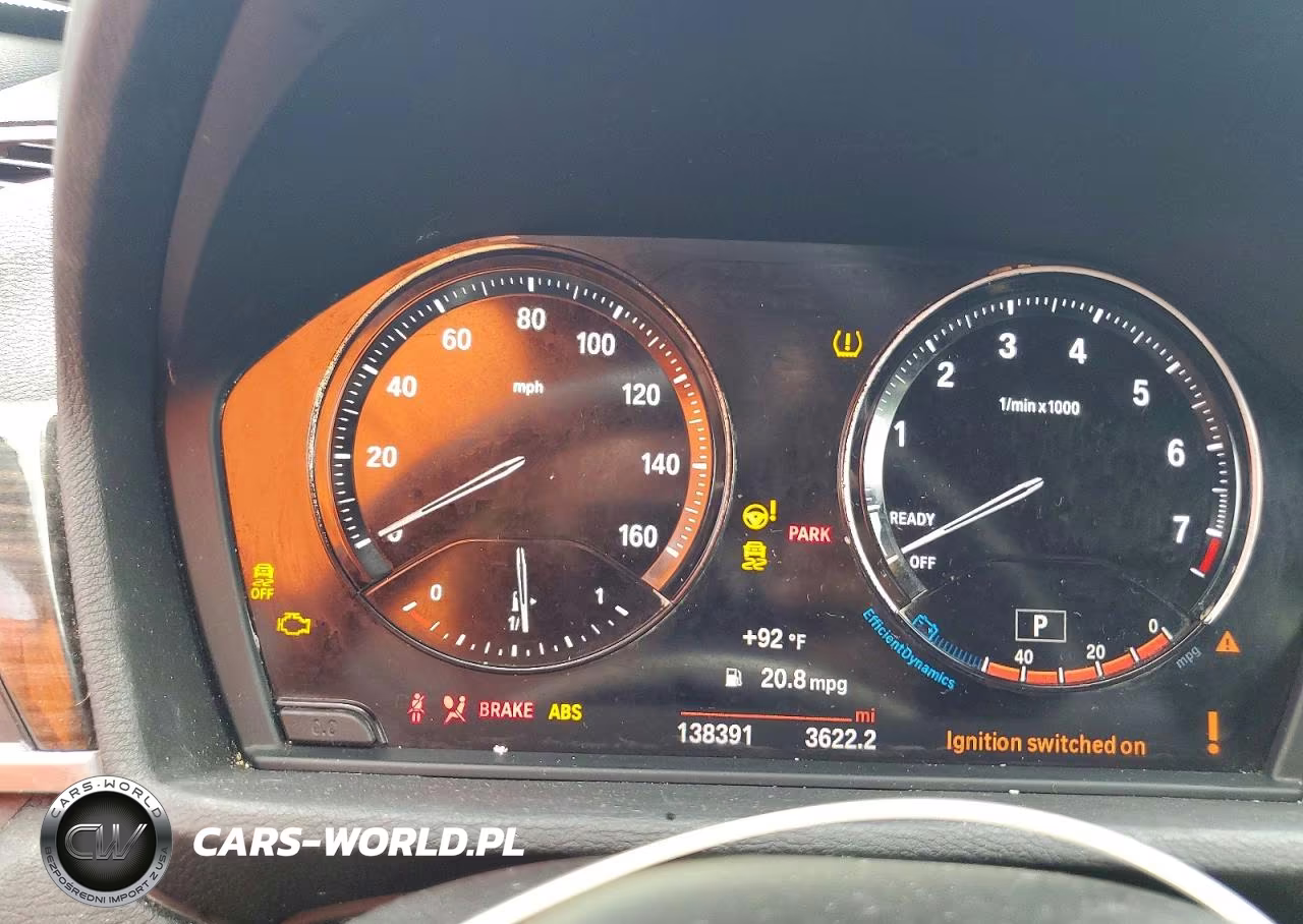 2018 BMW X1 xDrive28I VIN:WBXHT3C30J5L28009 - 9