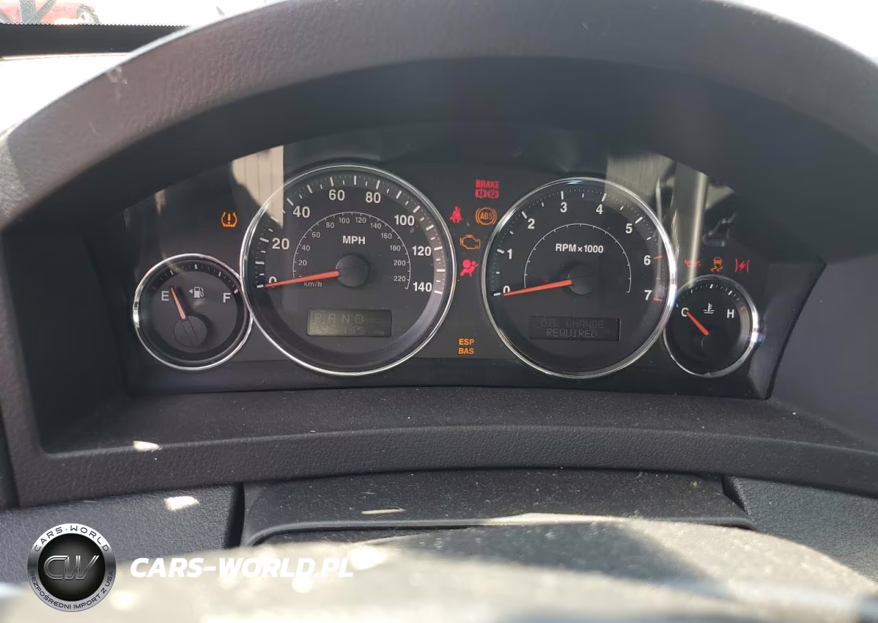 2008 Jeep Grand Cherokee Laredo VIN:1J8GR48K98C173780 - 9