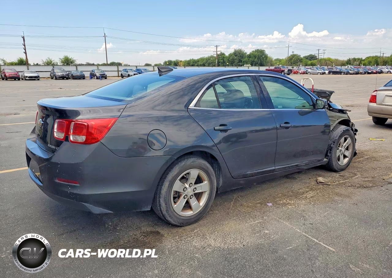 2015 Chevrolet Malibu Ls VIN:1G11B5SL7FF324595 - 3