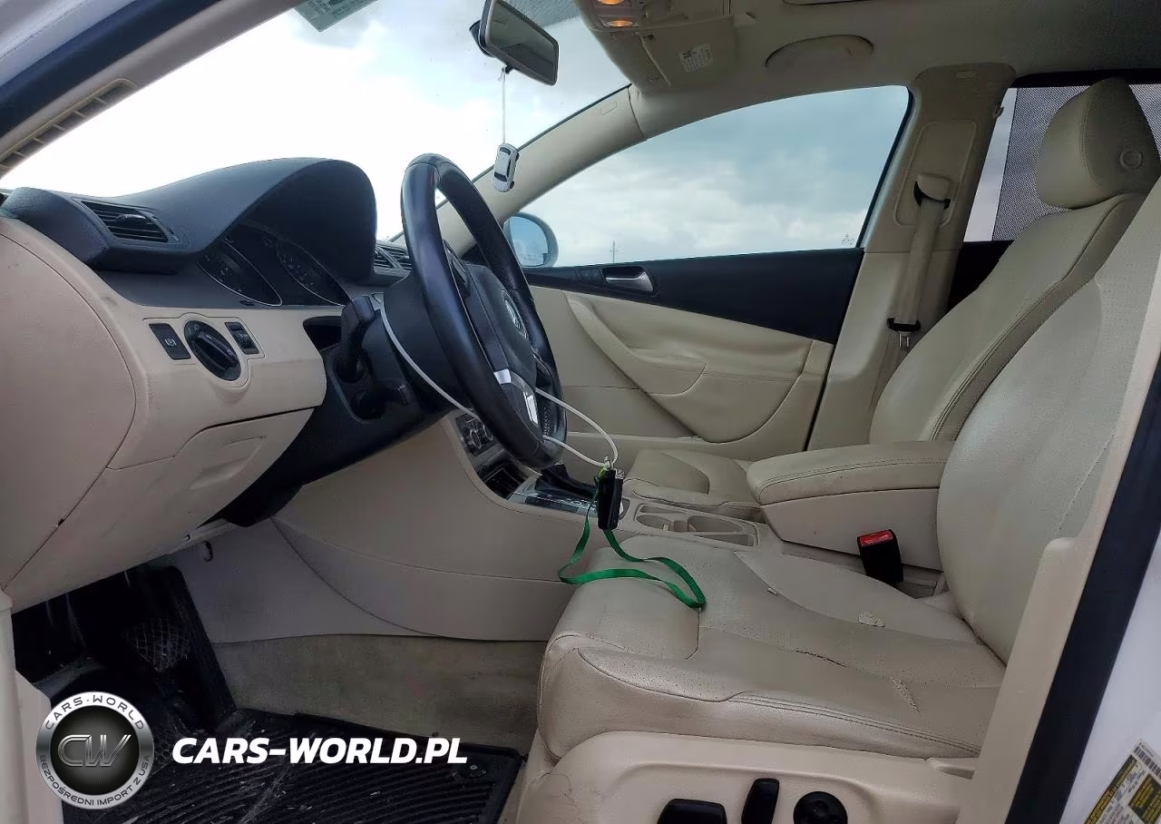 2010 Volkswagen Passat Komfort VIN:WVWXK7AN0AE168544 - 7