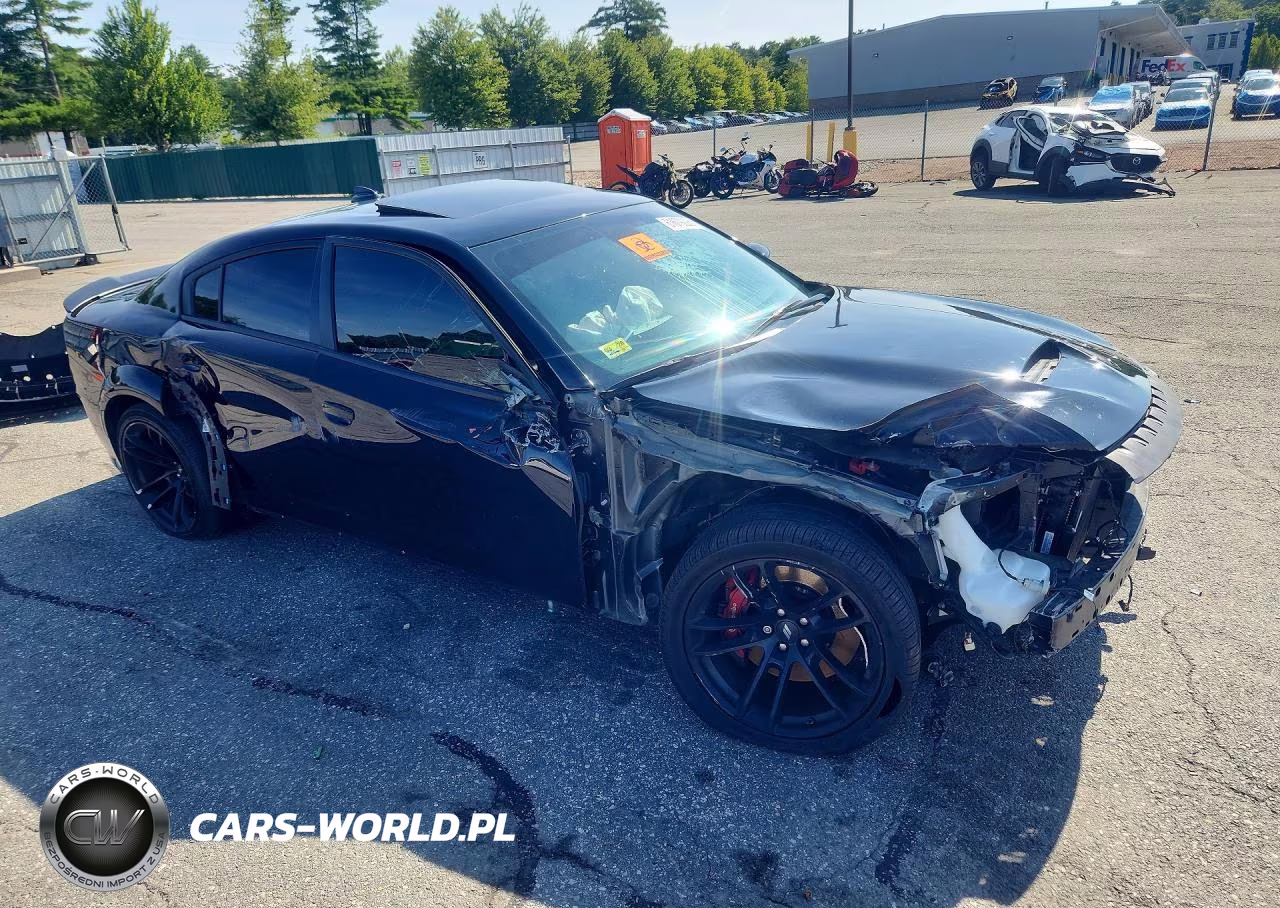 2020 Dodge Charger Scat Pack VIN:2C3CDXGJ9LH228141 - 4