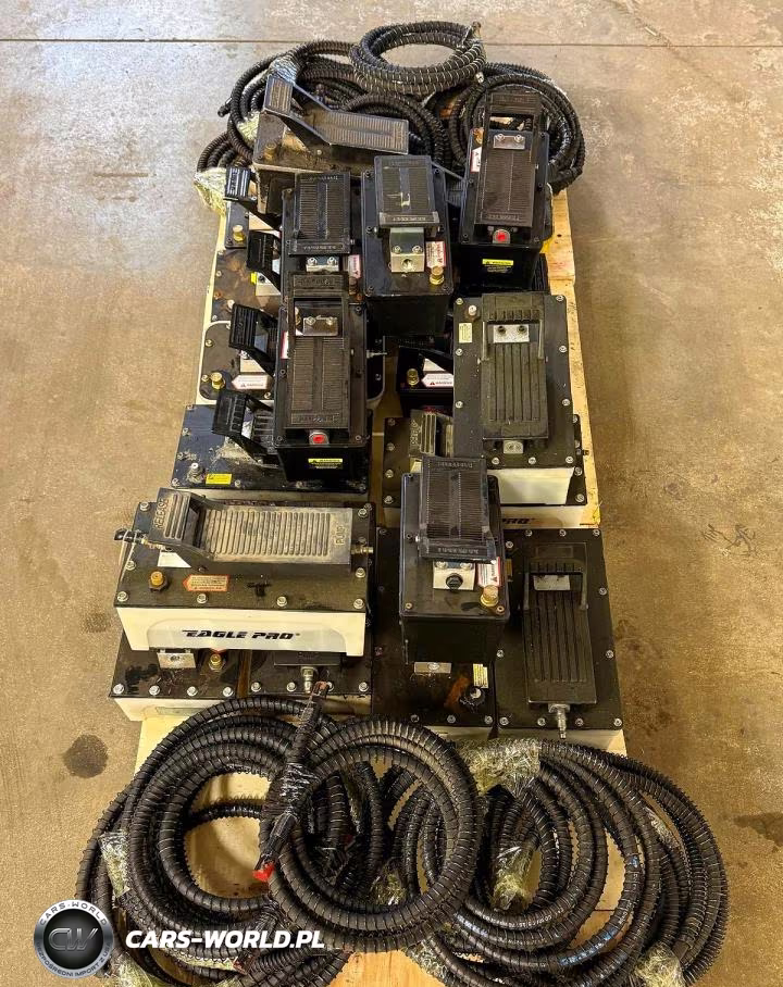 20 X 10,000 Psi Air Hydraulic Foot Pumps Foot Pedal Frame Machine Press + 20 High Pressure Hoses VIN:38912120 - 4