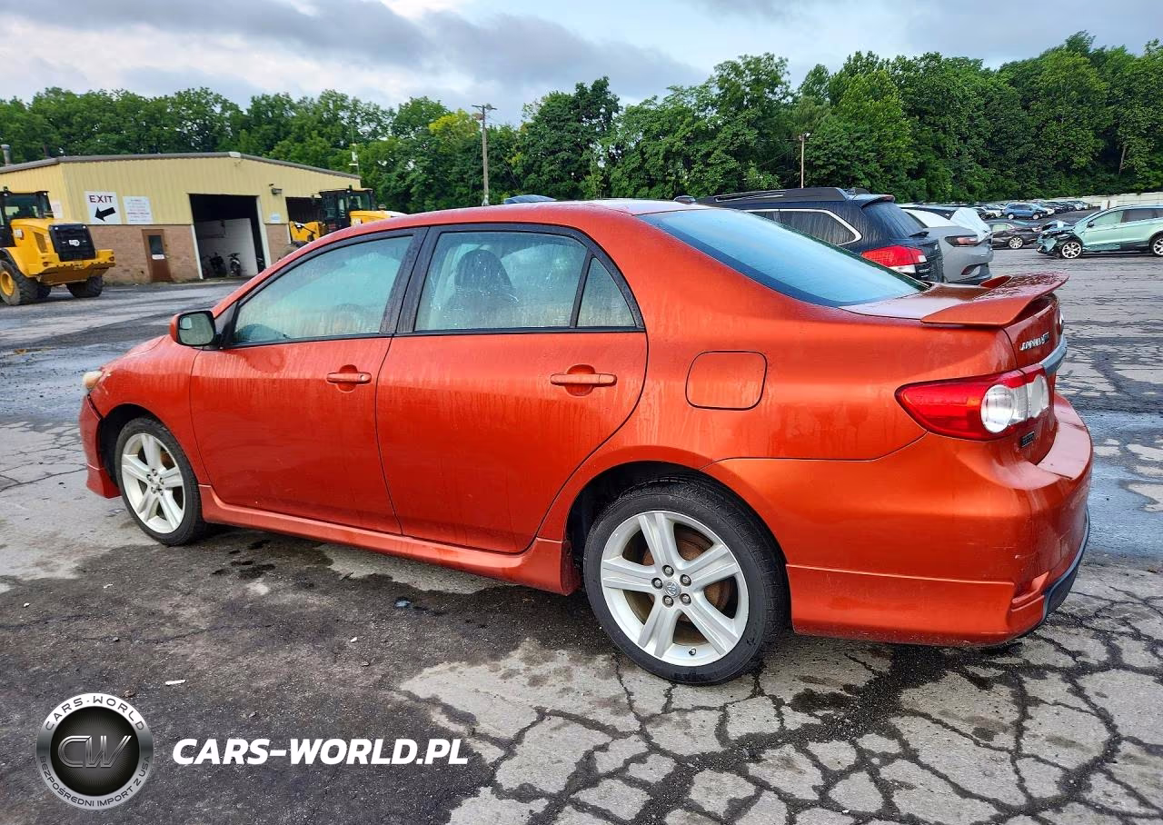 2013 Toyota Corolla S Special Edition VIN:2T1BU4EE0DC081604 - 2