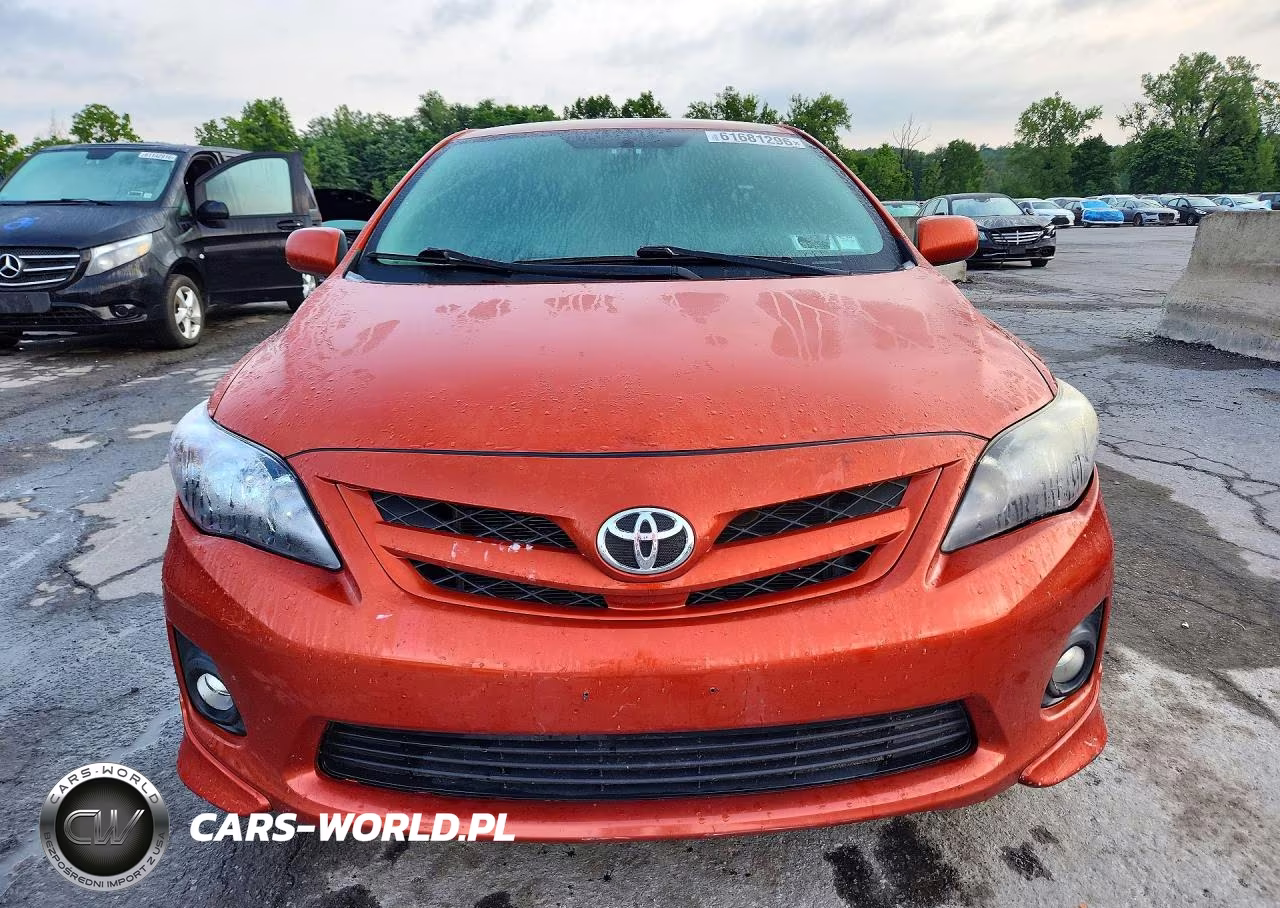 2013 Toyota Corolla S Special Edition VIN:2T1BU4EE0DC081604 - 5