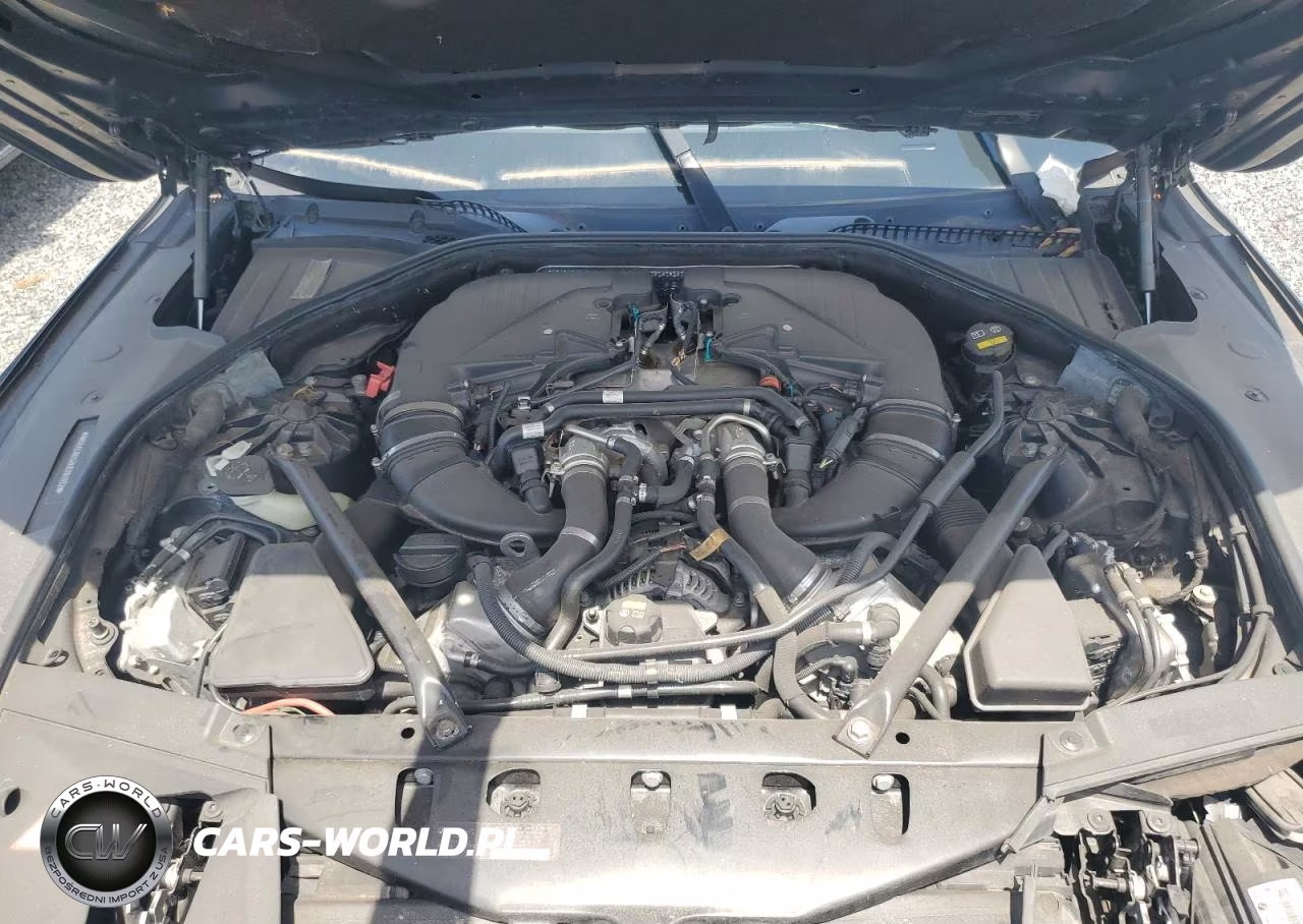 2015 BMW 750 Li VIN:WBAYE8C57FD781172 - 11