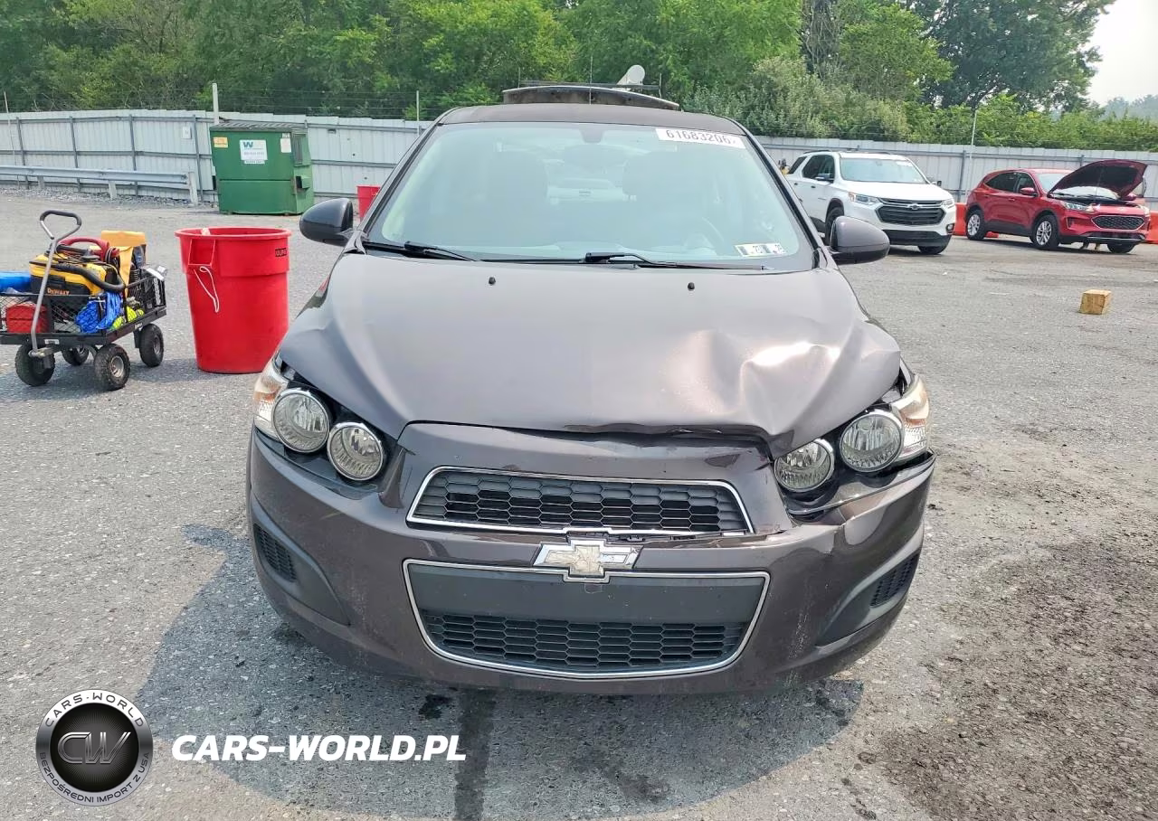 2015 Chevrolet Sonic Lt VIN:1G1JC5SG7F4218790 - 5