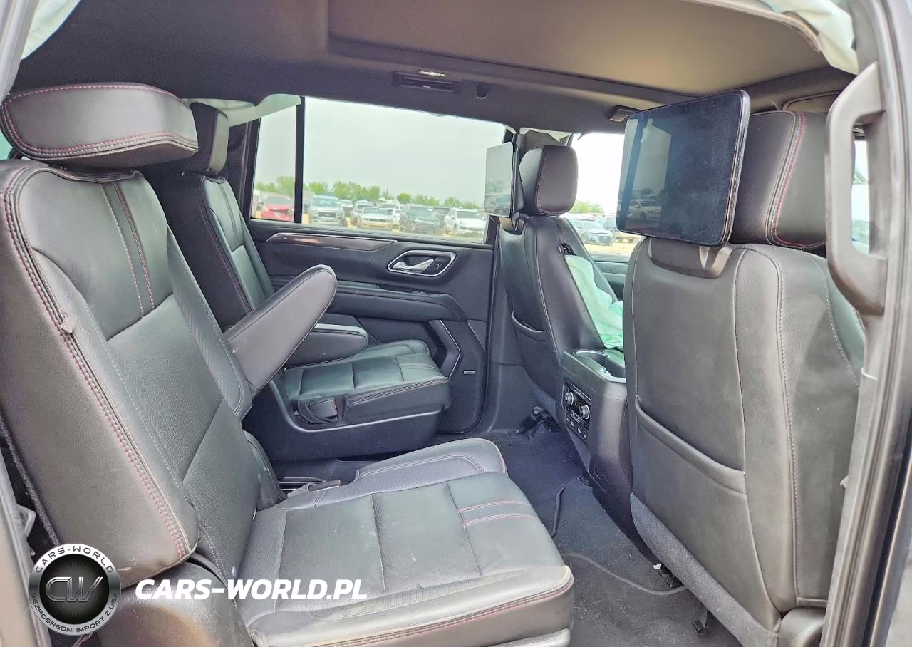 2021 Chevrolet Suburban C1500 Rst VIN:1GNSCEKD4MR254333 - 11