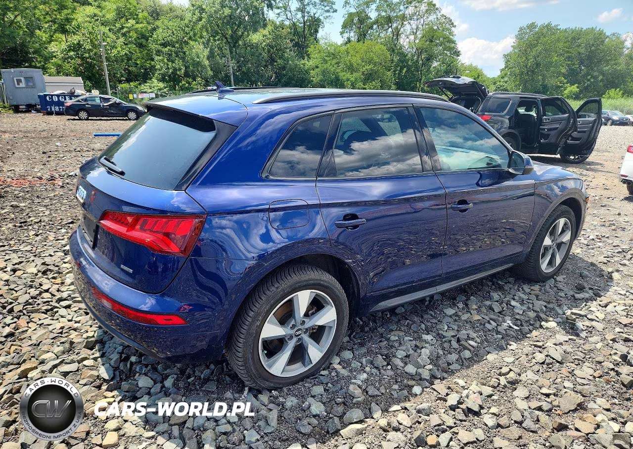 2020 Audi Q5 Premium VIN:WA1ANAFY2L2114013 - 3