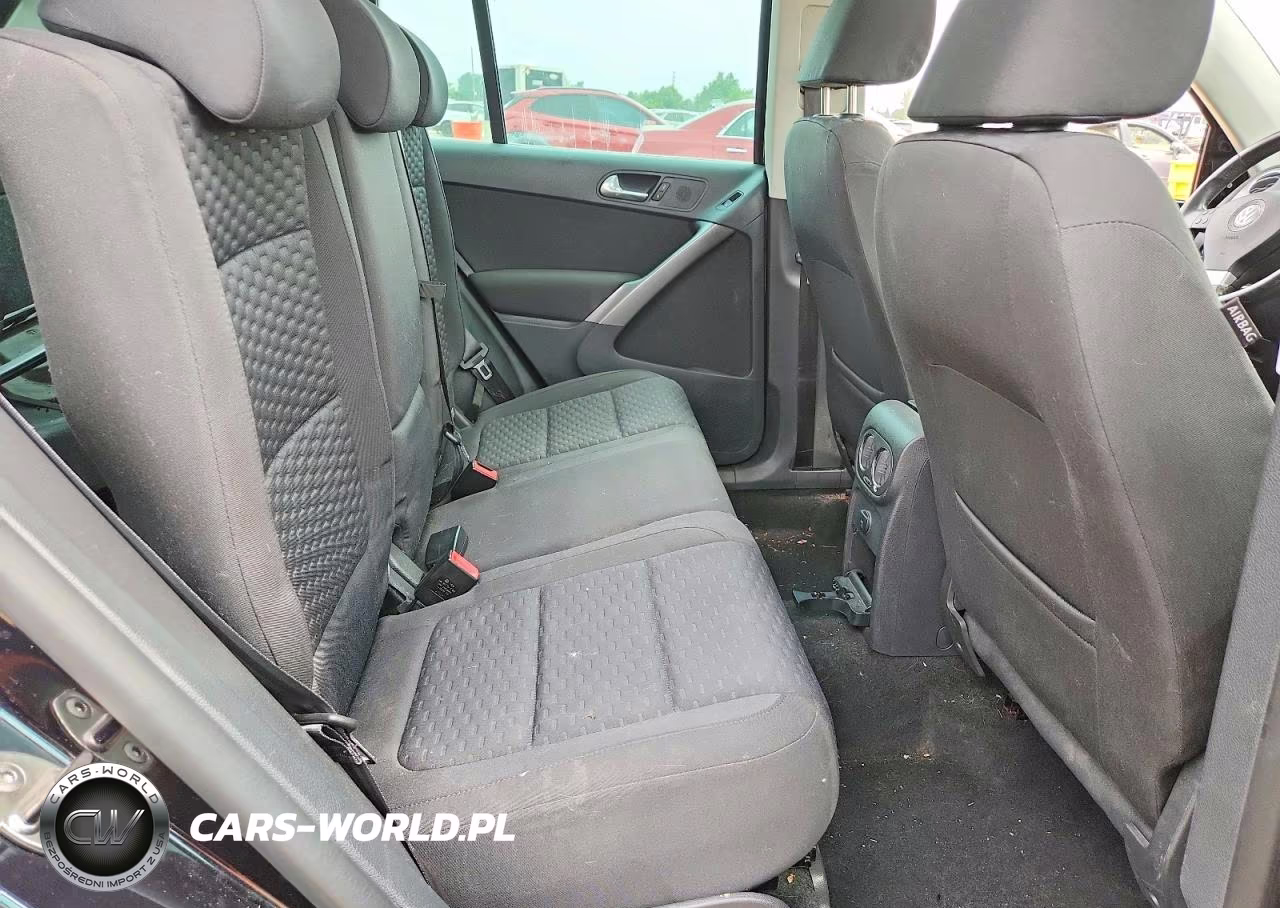 2010 Volkswagen Tiguan Se VIN:WVGBV7AX5AW508523 - 10