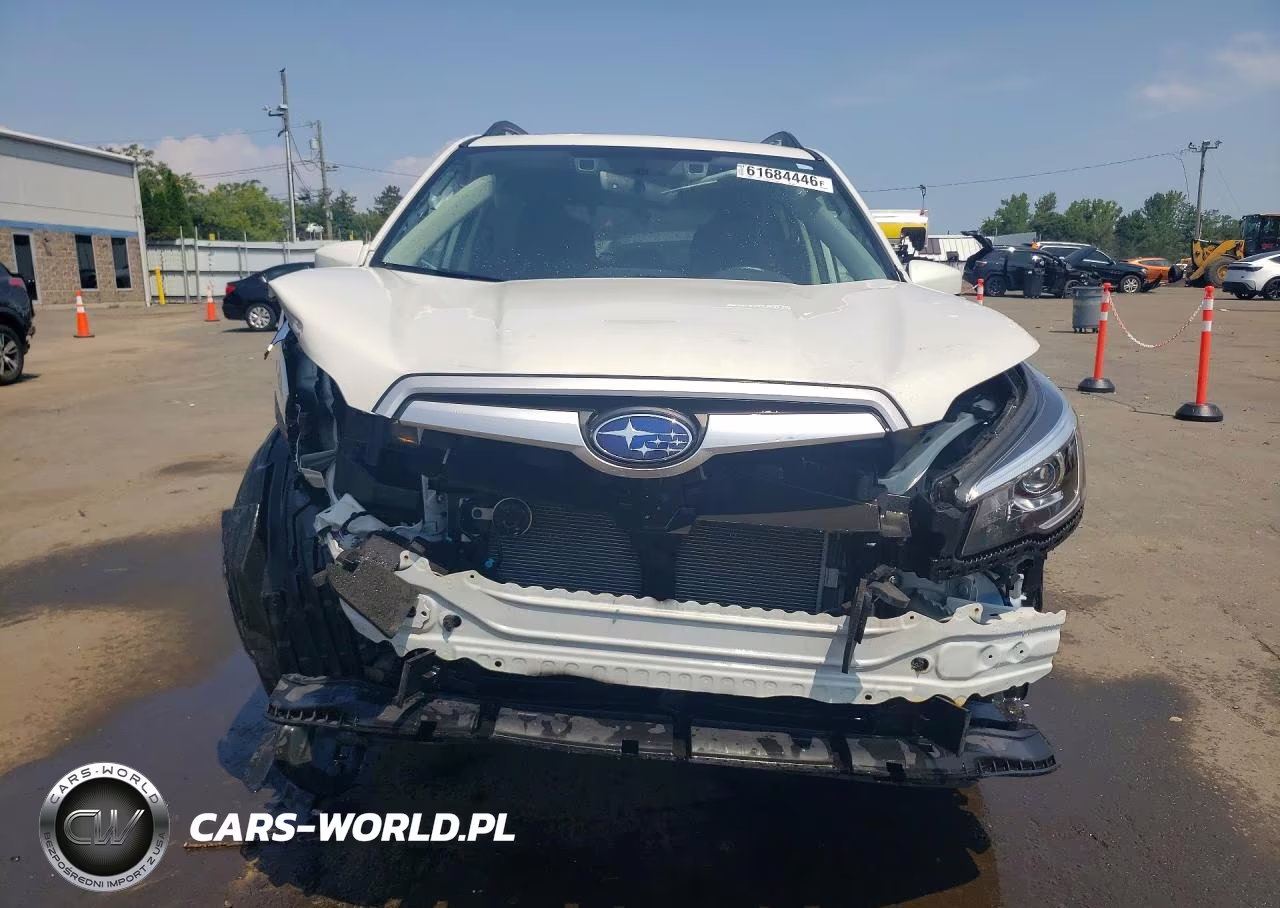 2020 Subaru Forester Premium VIN:JF2SKAJC6LH543863 - 5