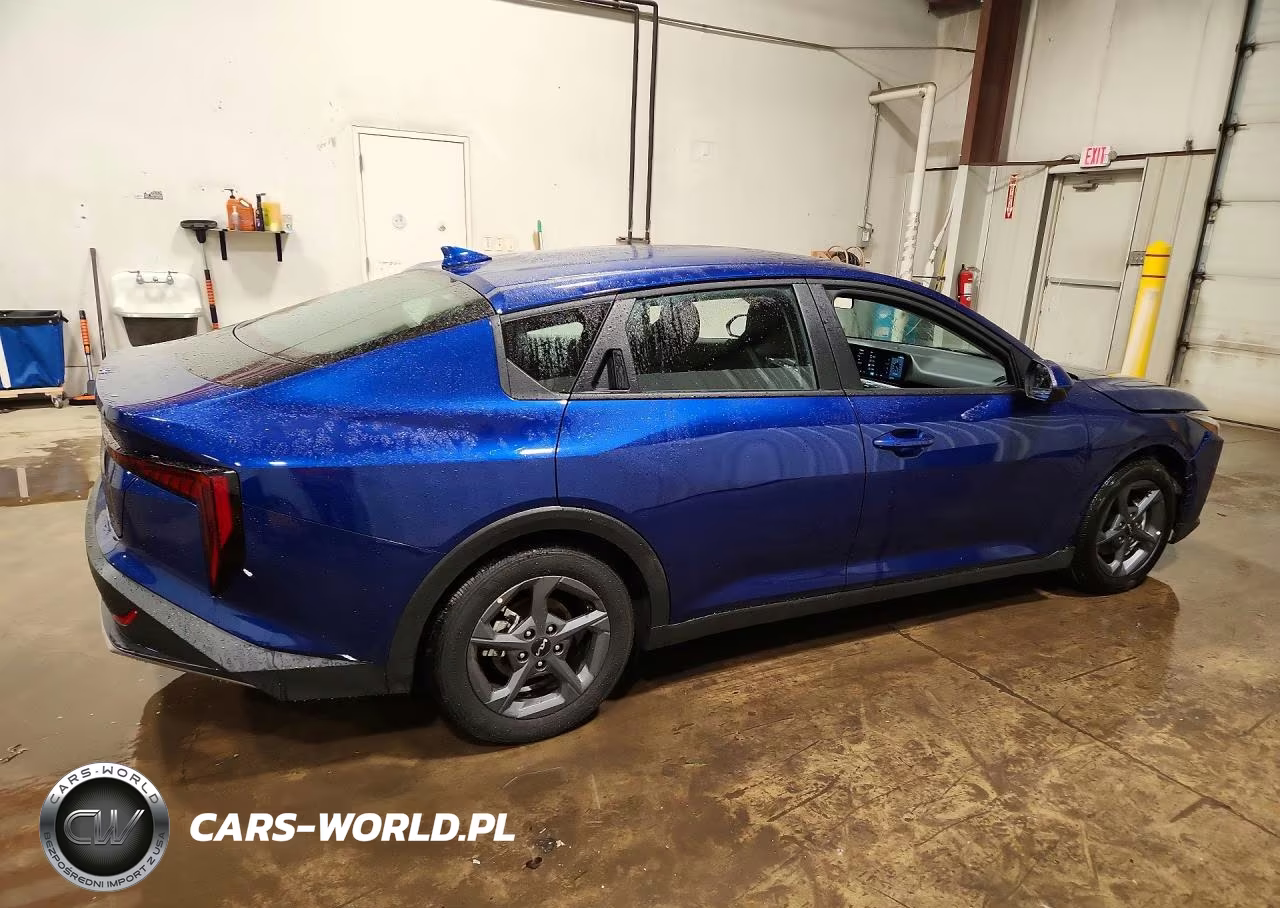 2025 Kia K4 Lxs VIN:3KPFT4DEXTE268502 - 3
