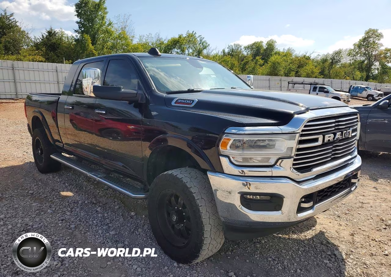 2019 Ram 3500 Laramie VIN:3C63R3ML7KG555770 - 4