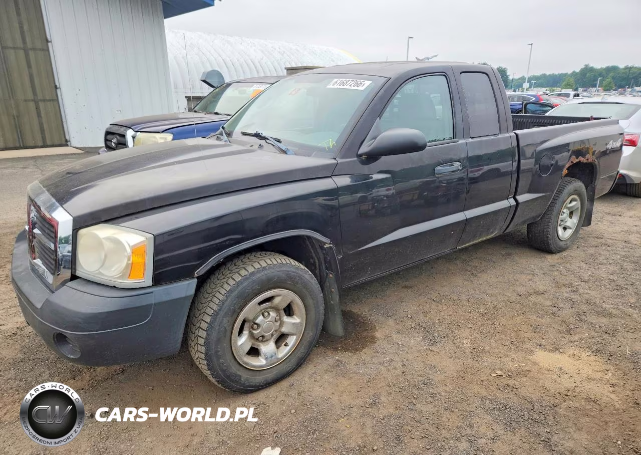 2005 Dodge Dakota St