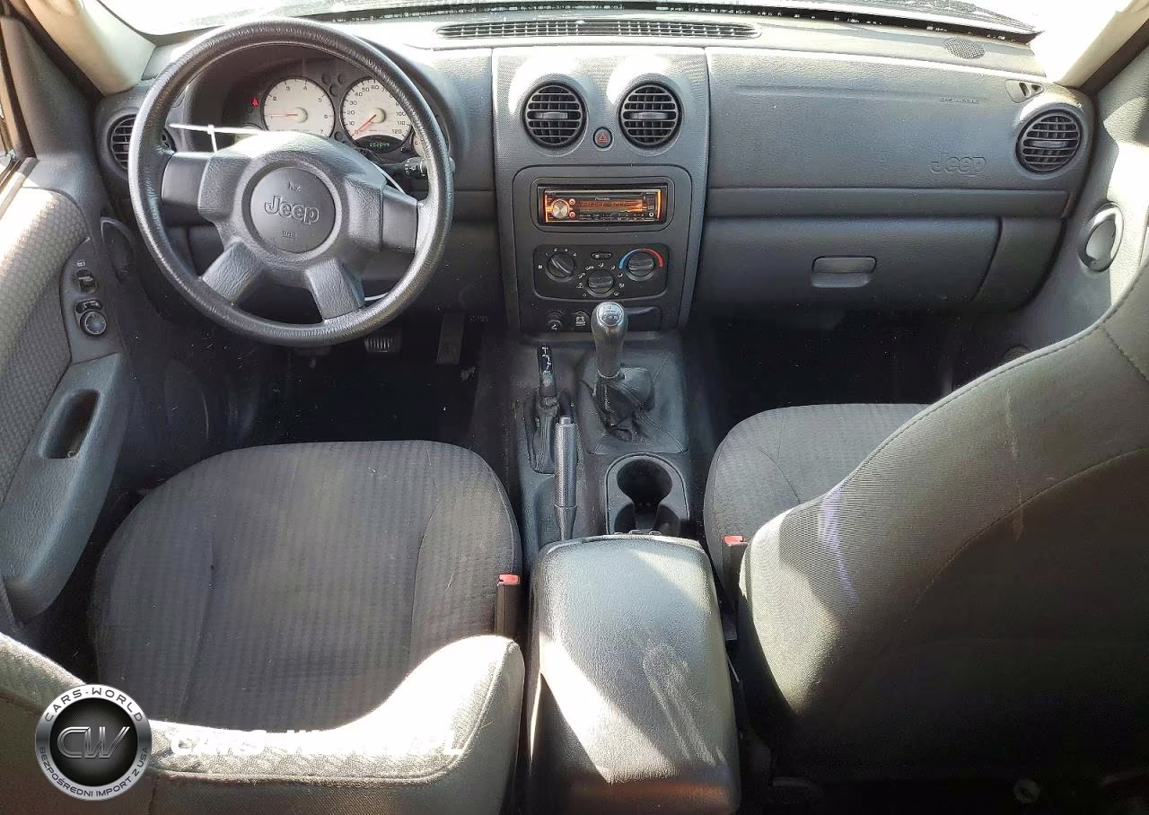 2002 Jeep Liberty Sport VIN:1J4GL48K62W318850 - 8