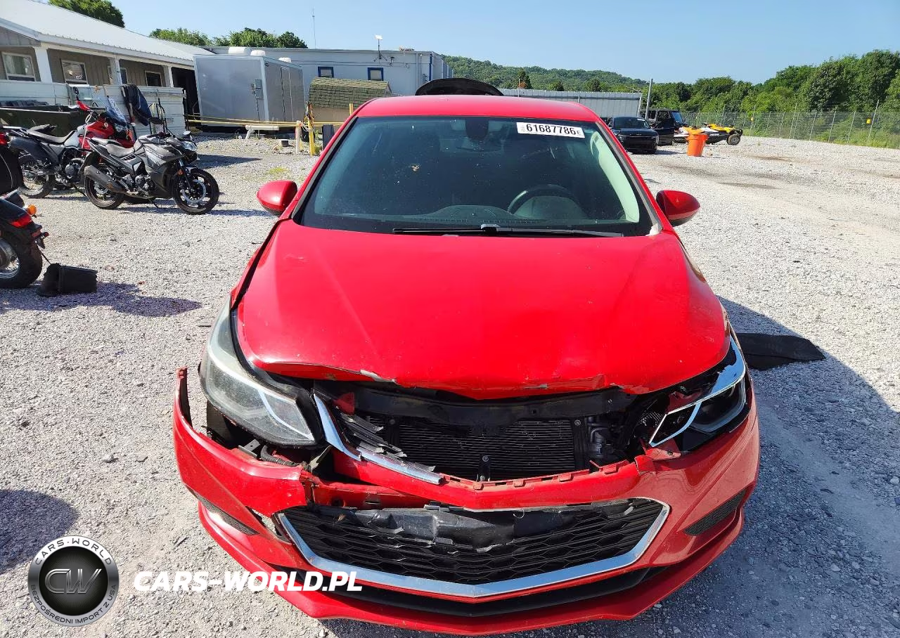 2018 Chevrolet Cruze Lt VIN:1G1BE5SM2J7116339 - 5