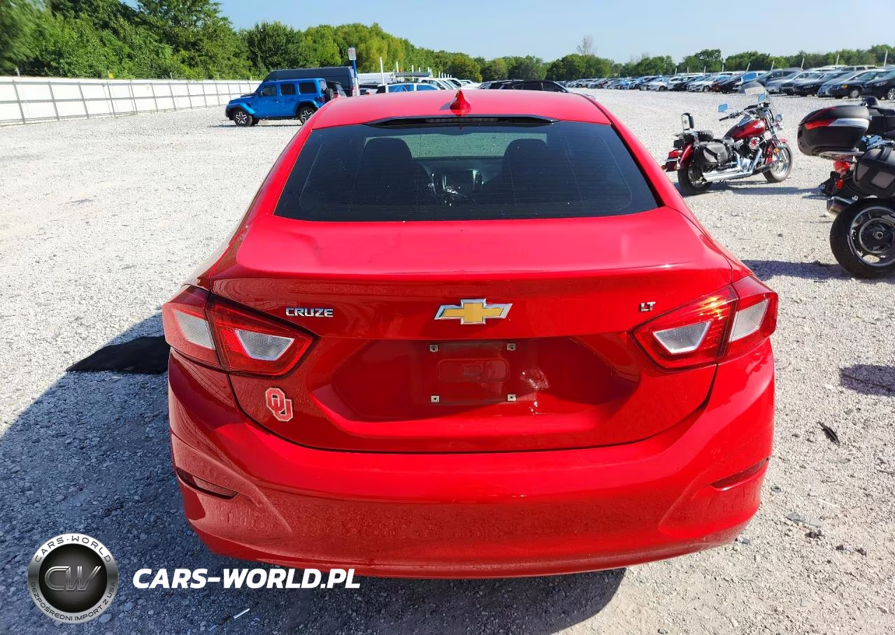 2018 Chevrolet Cruze Lt VIN:1G1BE5SM2J7116339 - 6