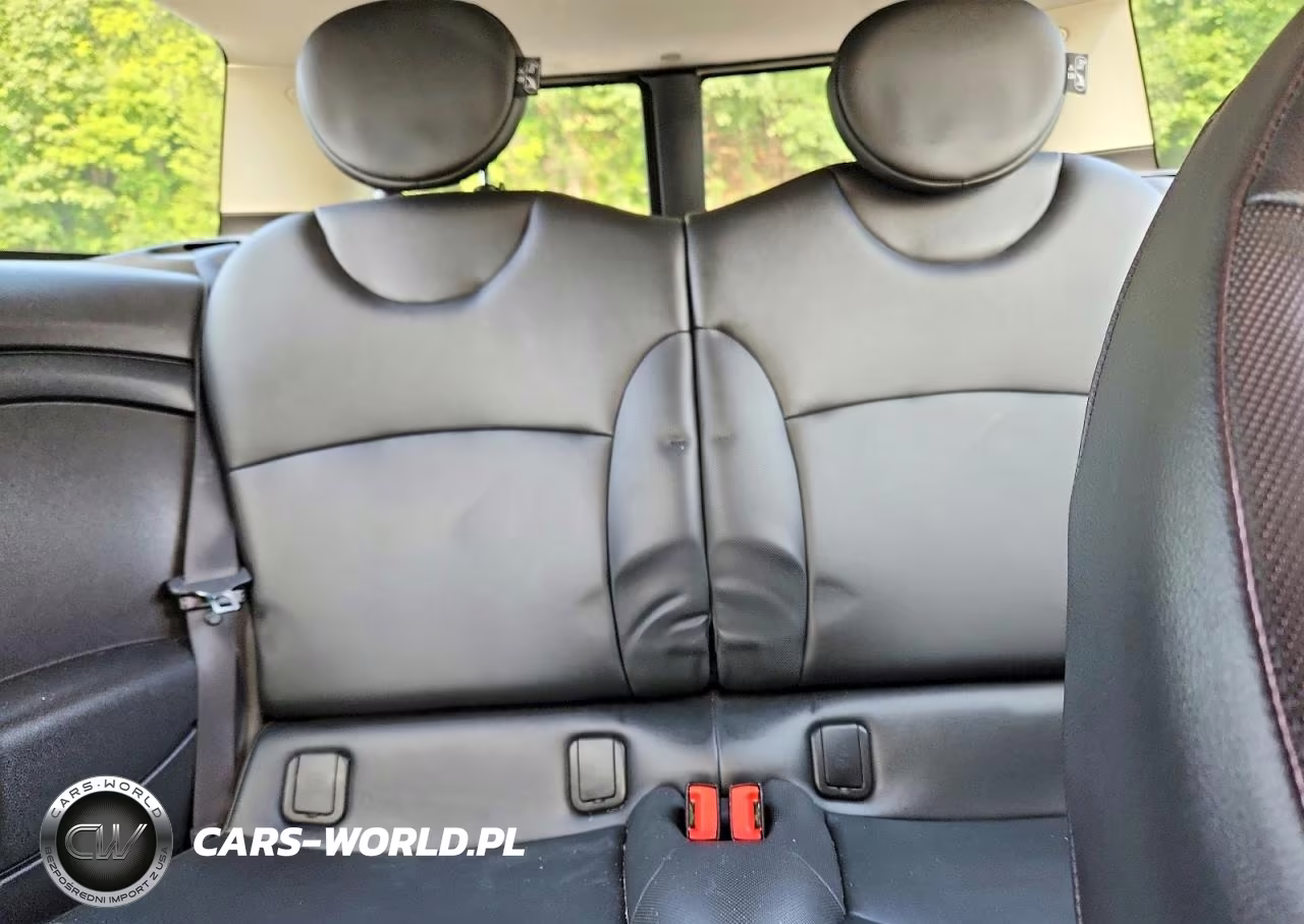 2011 MINI COOPER CLUBMAN VIN:WMWZF3C52BTX82234 - 10