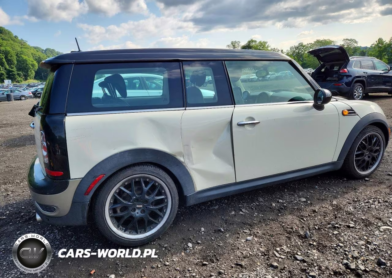 2011 MINI COOPER CLUBMAN VIN:WMWZF3C52BTX82234 - 3