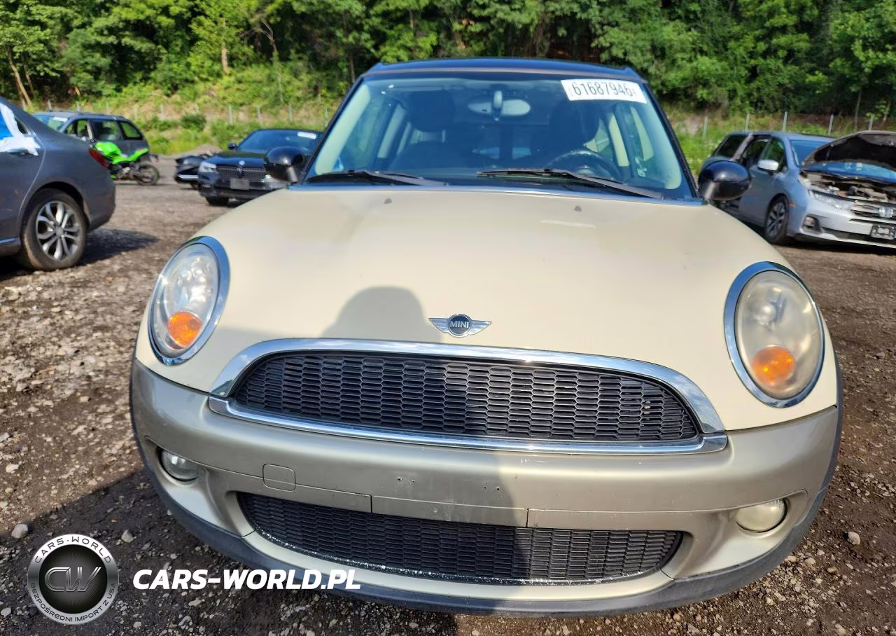 2011 MINI COOPER CLUBMAN VIN:WMWZF3C52BTX82234 - 5