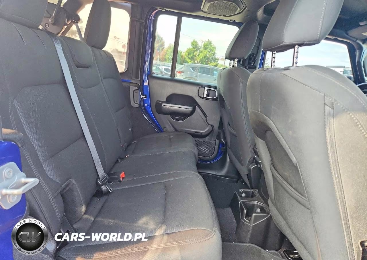 2018 Jeep Wrangler Unlimited Sport VIN:1C4HJXDG2JW316238 - 11