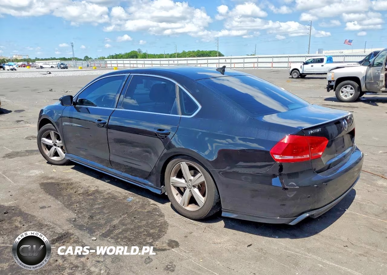 2015 Volkswagen Passat S VIN:1VWAS7A36FC100818 - 2