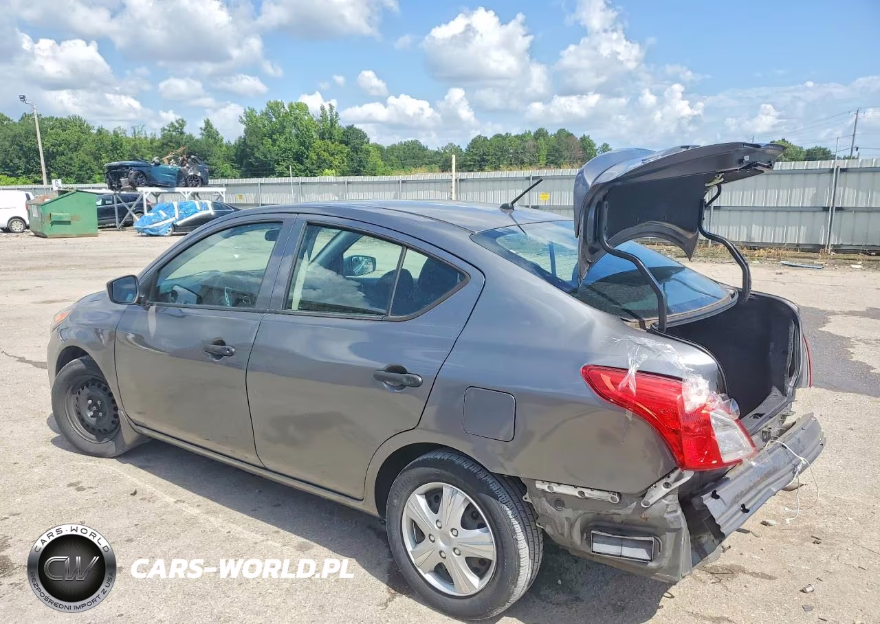2018 Nissan Versa S Plus VIN:3N1CN7AP1JL824227 - 2
