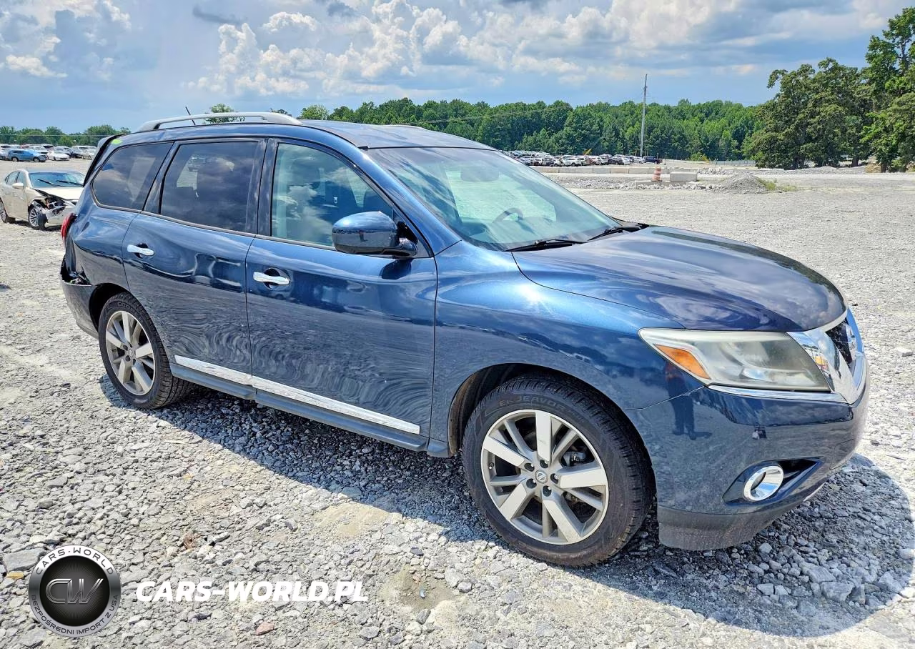 2014 Nissan Pathfinder Platinum VIN:5N1AR2MN8EC678413 - 4