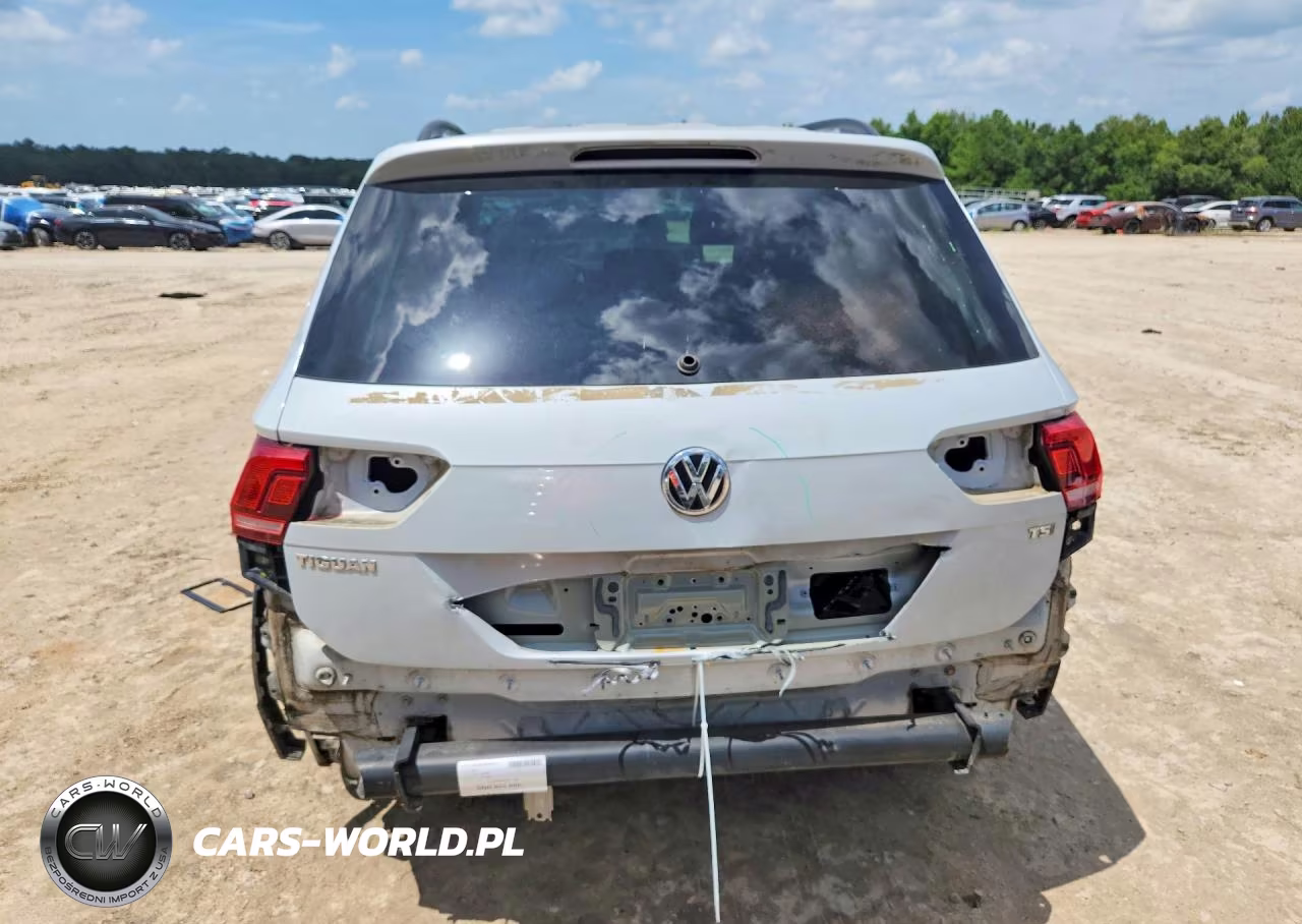 2018 Volkswagen Tiguan S VIN:3VV1B7AXXJM013583 - 6