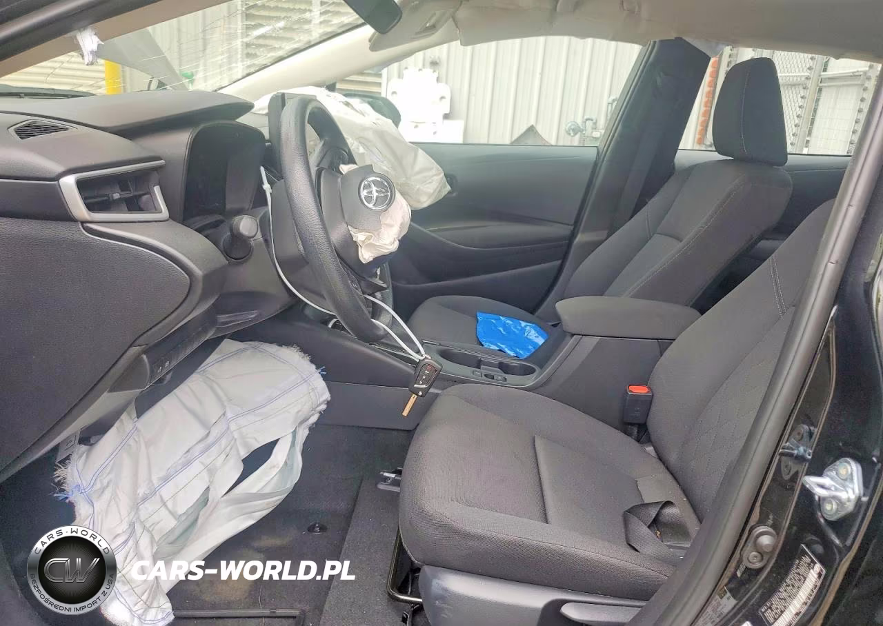 2026 Toyota Corolla Le VIN:5YFB4MDEXTP449383 - 7