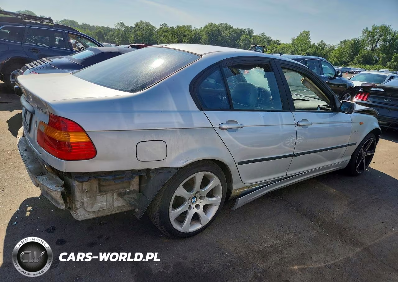 2003 BMW 325 Xi VIN:WBAEU33433PH88486 - 3