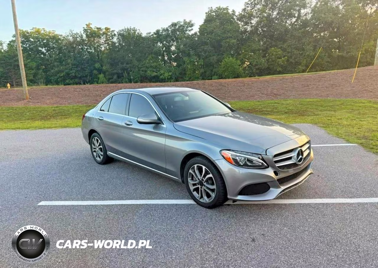 2015 Mercedes-Benz C 300 4Matic – zdjęcie 1 z 12