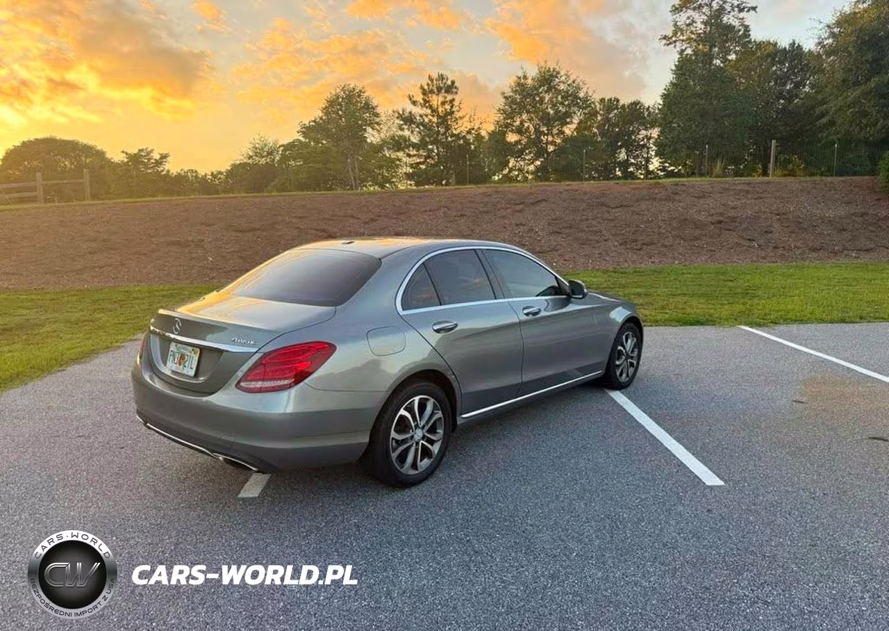 2015 Mercedes-Benz C 300 4Matic VIN:55SWF4KB6FU028263 - 4