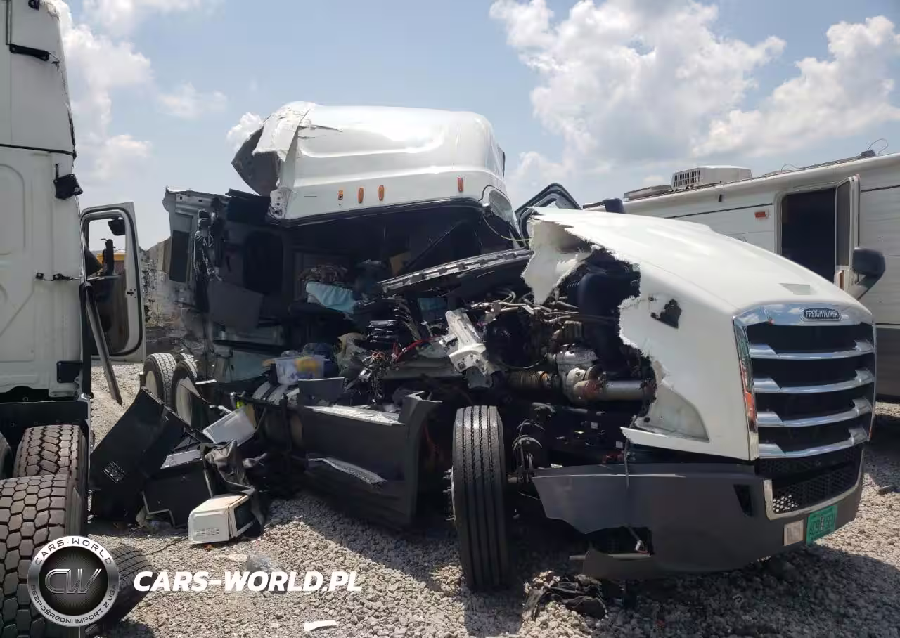 2019 Freightliner Cascadia 126