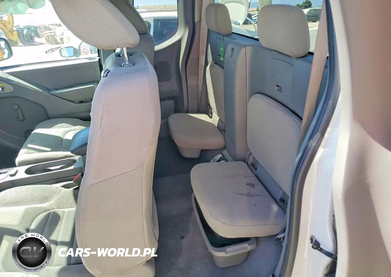 2018 Nissan Frontier S VIN:1N6BD0CTXJN764667 - 10