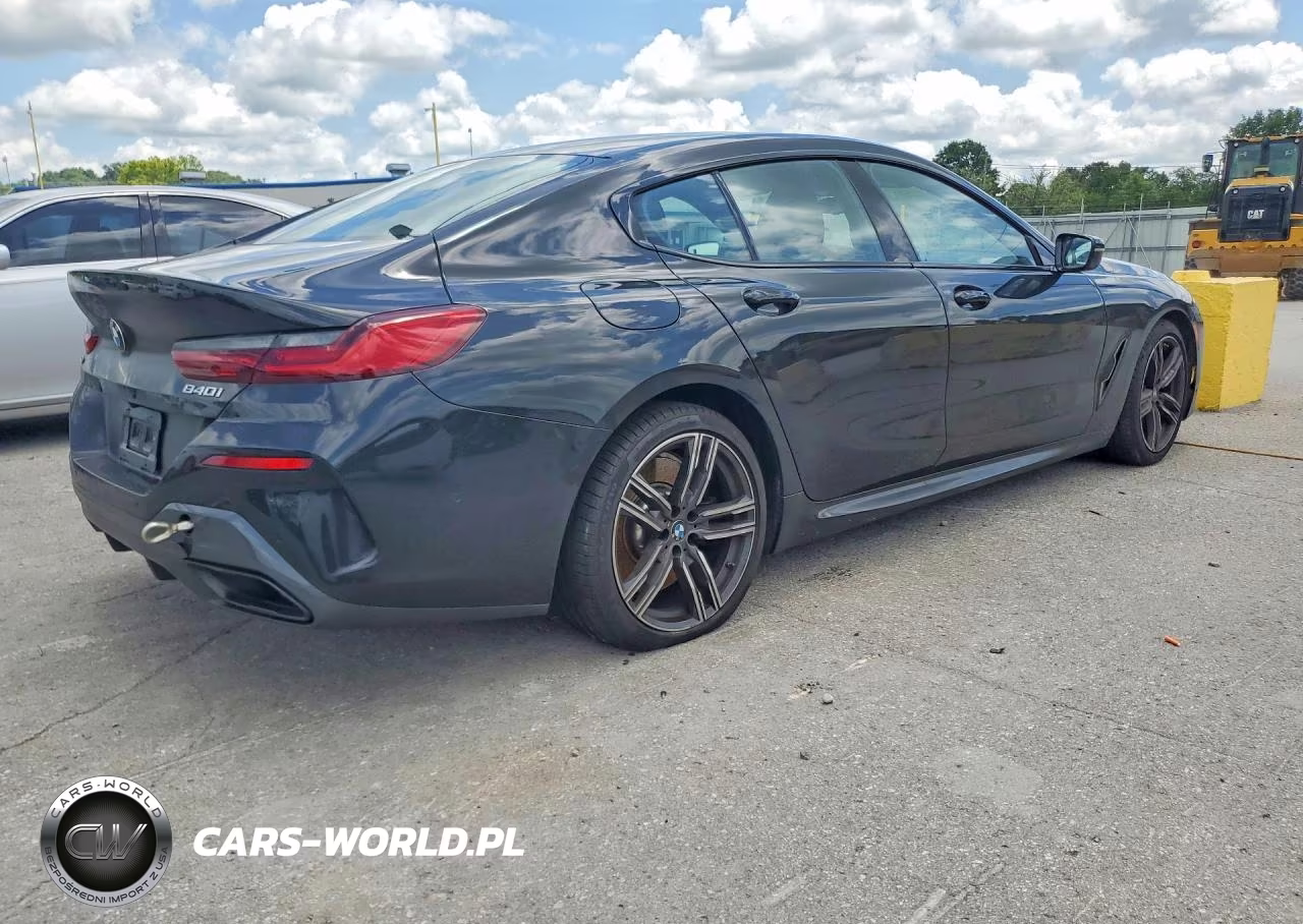 2025 BMW 840Xi VIN:WBAGV4C07SCS48554 - 3