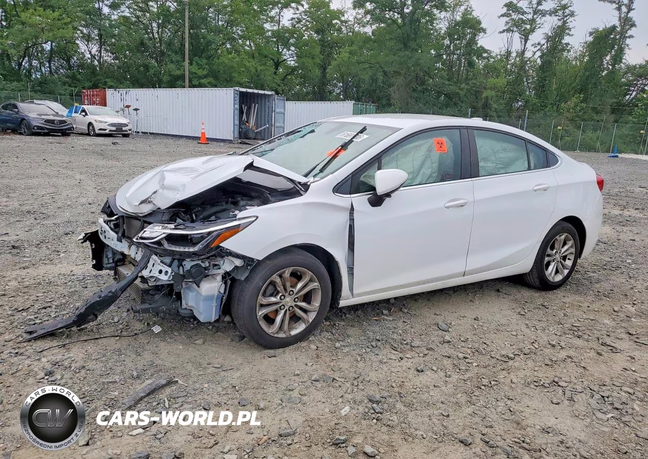 2019 Chevrolet Cruze Lt – zdjęcie 1 z 12