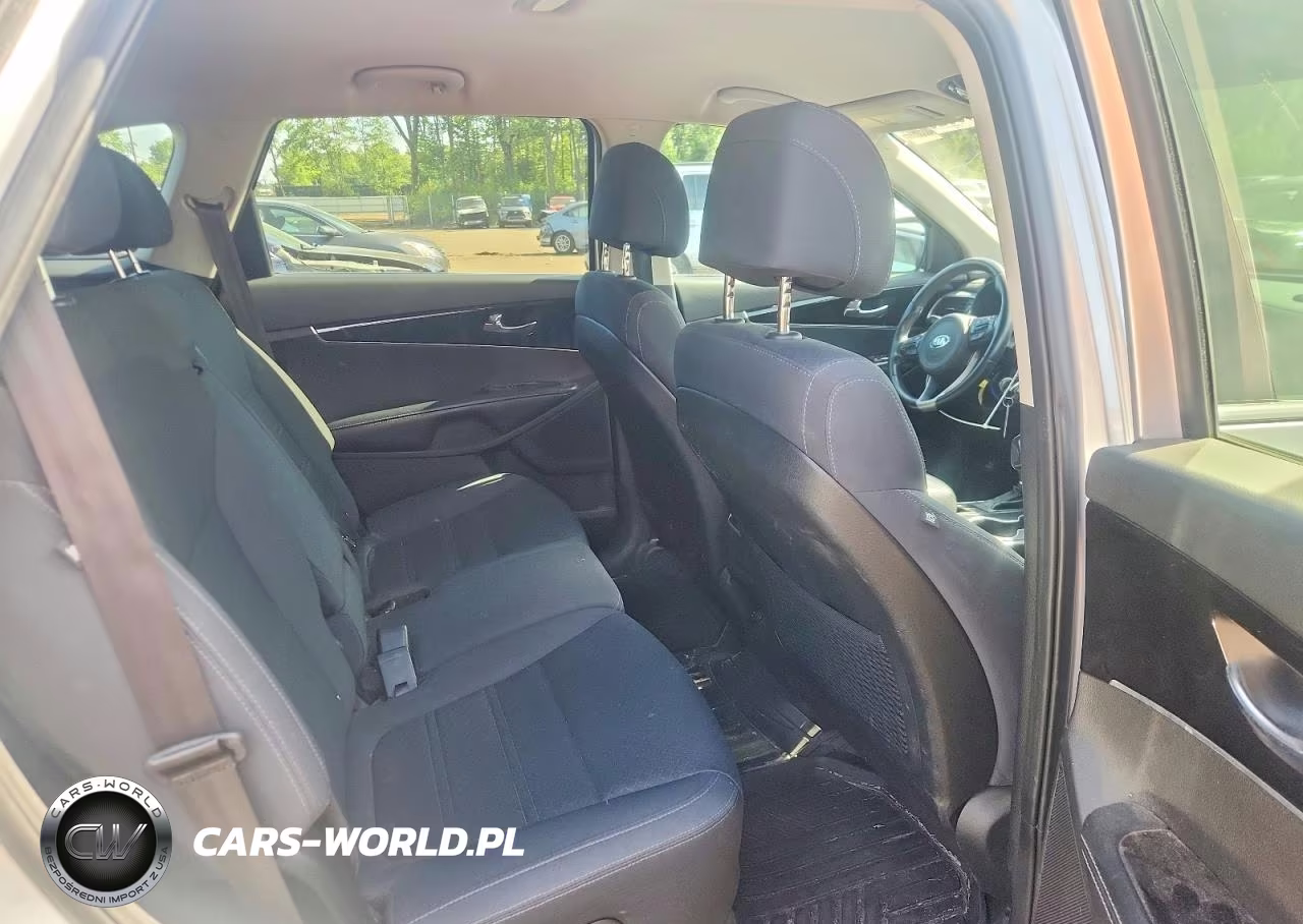 2017 Kia Sorento Lx VIN:5XYPG4A30HG254954 - 11