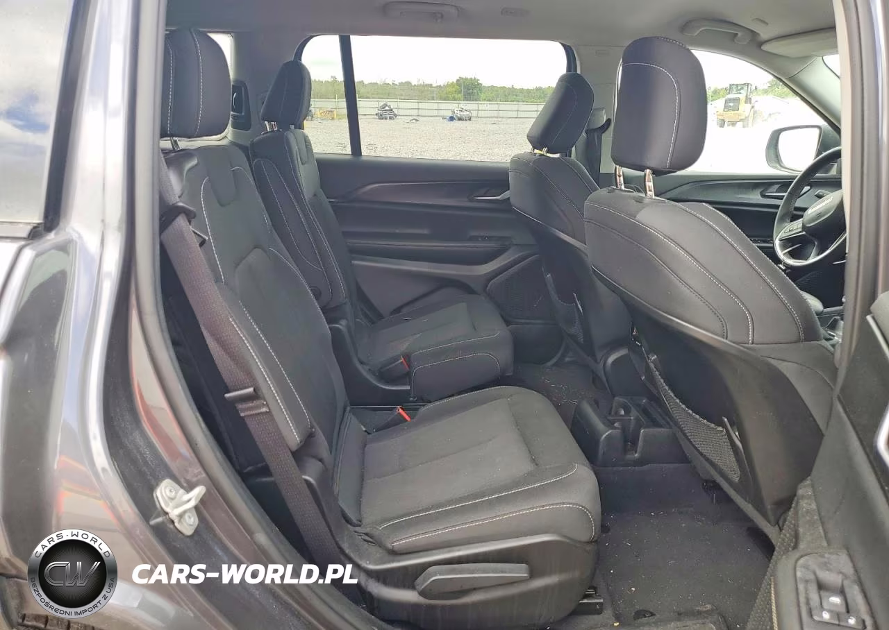 2023 Jeep Grand Cherokee L Laredo VIN:1C4RJJAG0P8901953 - 11