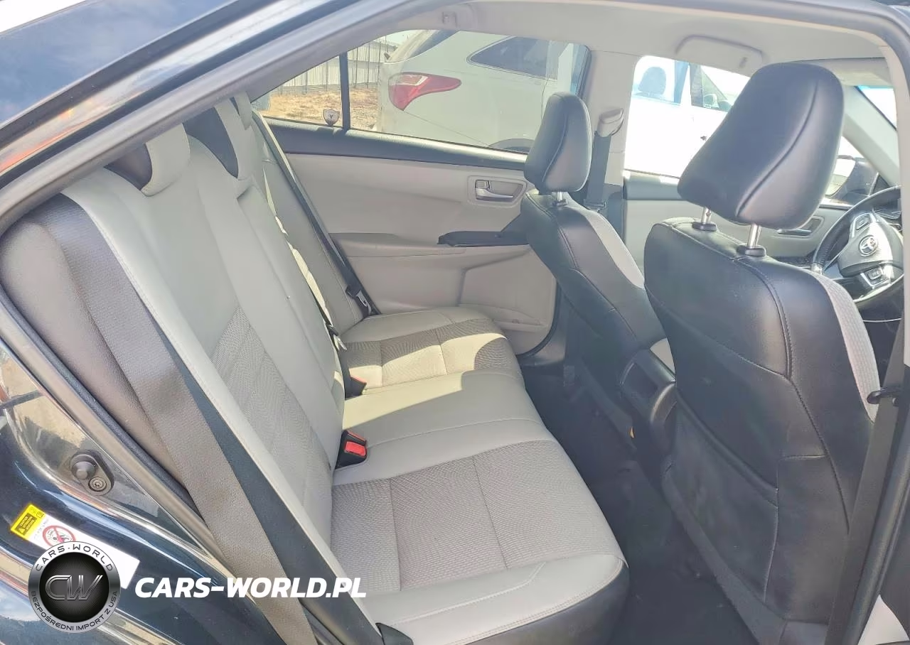 2017 Toyota Camry Se VIN:4T1BF1FK9HU718720 - 10